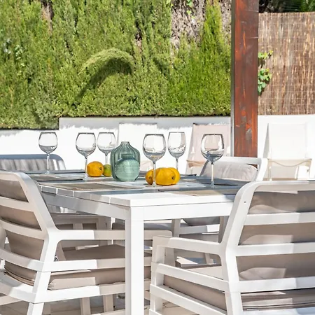 With Pool In Golden Mile By Kura Homes