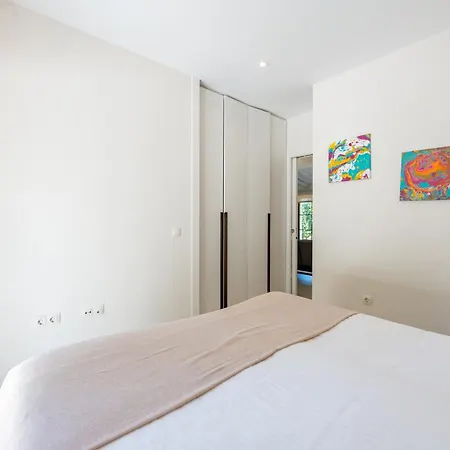 Holiday home With Pool In Golden Mile By Kura Homes Marbella