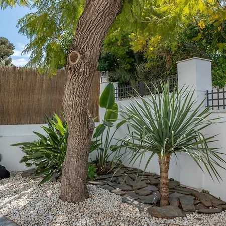 Vakantiehuis With Pool In Golden Mile By Kura Homes *