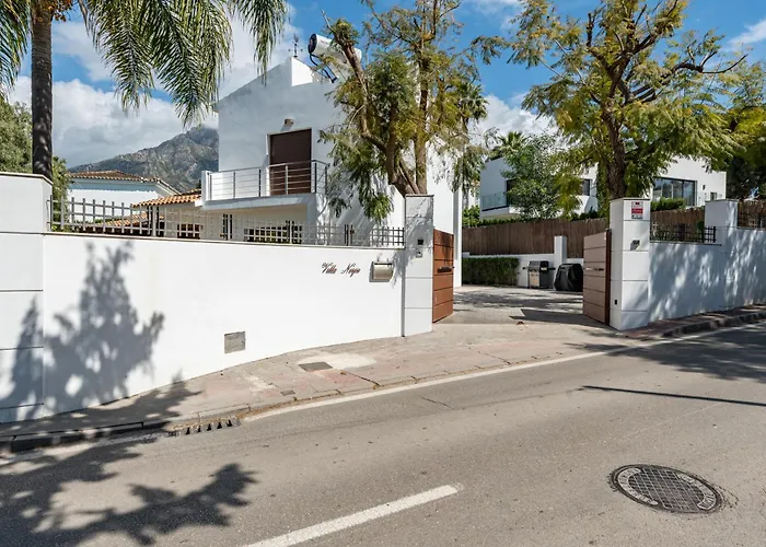 With Pool In Golden Mile By Kura Homes